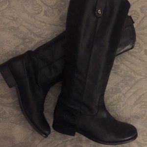 7 1/2 Black Frye Melissa boots